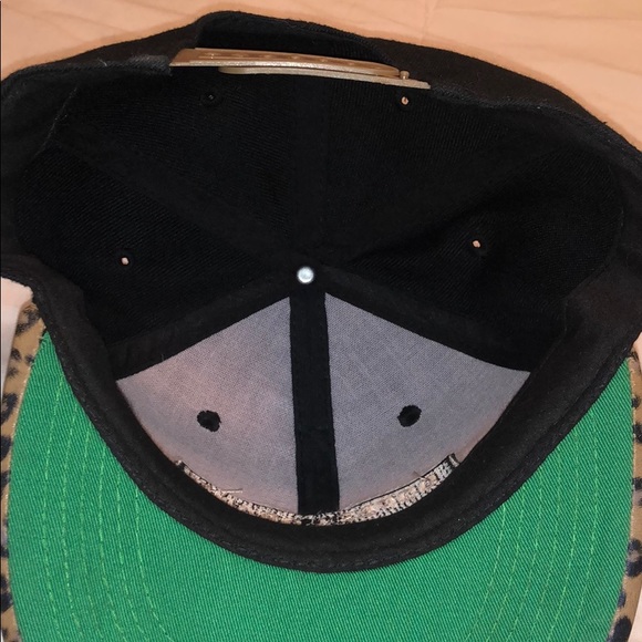 Dopest brand snapback - Picture 2 of 3